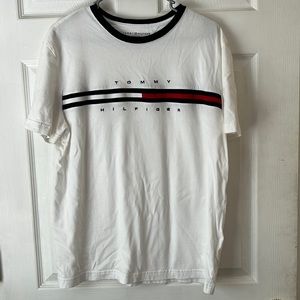 Tommy Hilfiger T-shirt • L